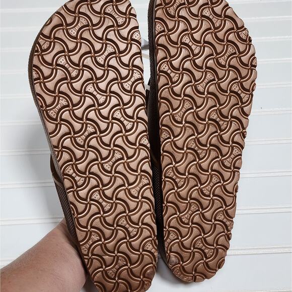 NWT Birkenstock Men\'s Honolulu Eva Thong Sandals
